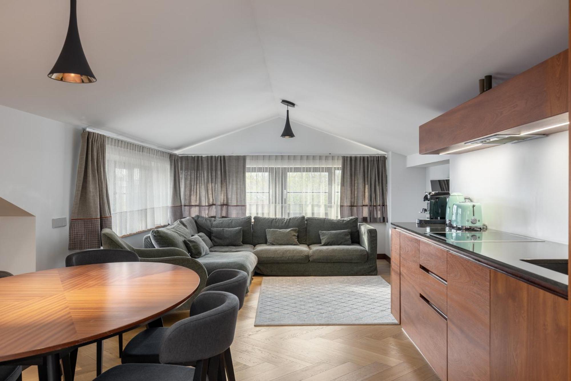 Roze Brivzemnieka Apartments Liepāja Exterior foto